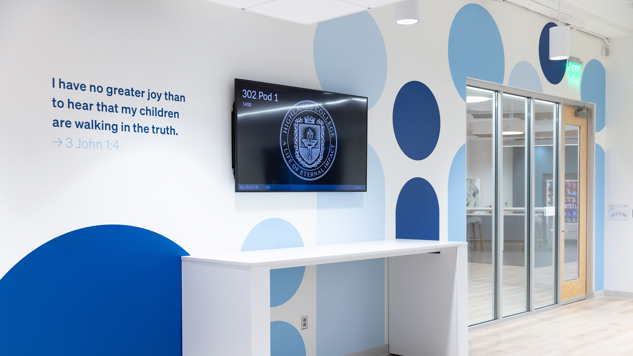 Highlands College environmental people wall.